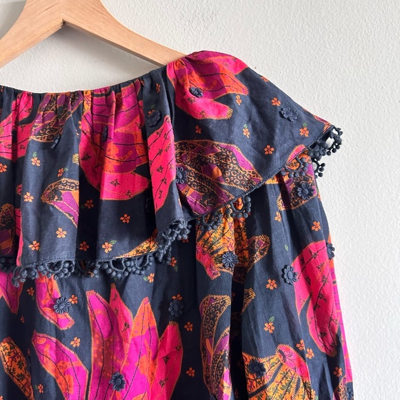 Farm Rio Patchwork Bananas Blouse Size Small New with tags - Picture 12 of 15